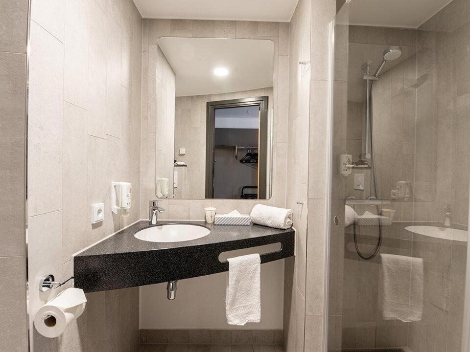 B&B Hotel Aalborg Esterno foto